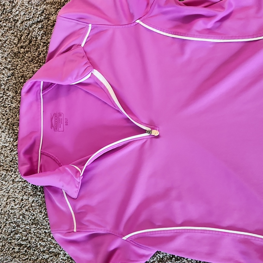 Womens golf shirt size med